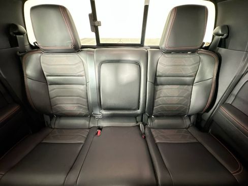 Used 2025 Nissan Frontier PRO-4X w/ Pro Premium Package AWD/4WD image 13