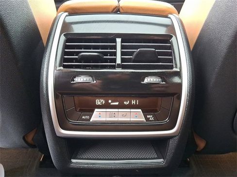 Used 2021 BMW X5 xDrive40i w/ Convenience Package image 11