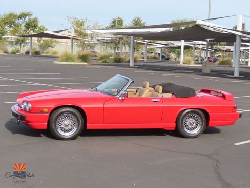 Used 1990 Jaguar XJS V12 Convertible image 9