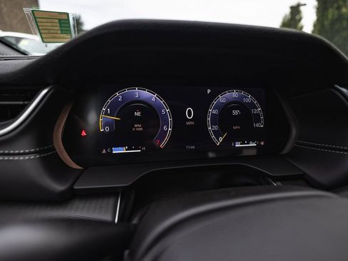 New 2025 Jeep Grand Cherokee Laredo X w/ Luxury Tech Group I image 13