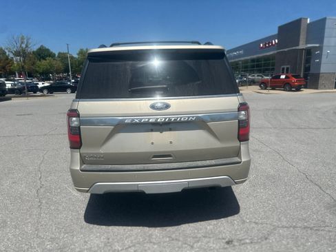 Used 2018 Ford Expedition Platinum AWD/4WD image 6