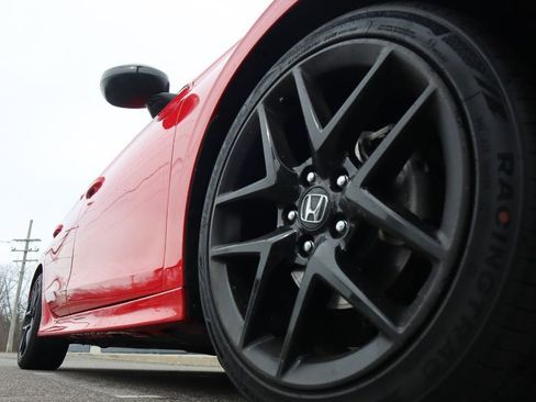 Used 2025 Honda Civic Sport image 12
