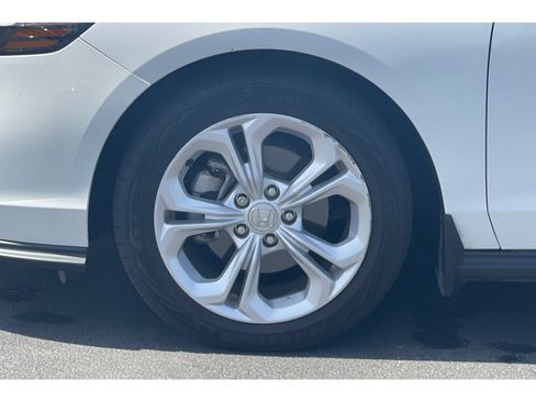 Used 2024 Honda Accord LX image 10