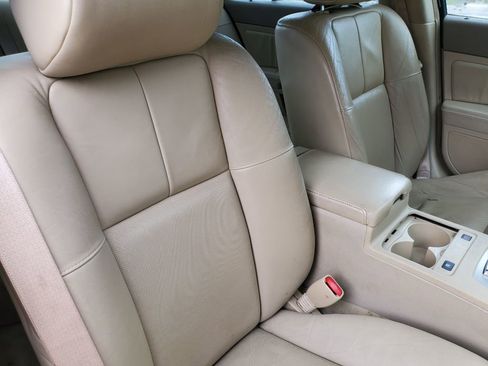 Used 2005 Cadillac STS image 37