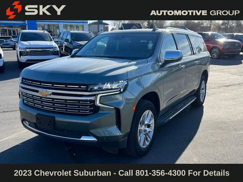 Certified 2023 Chevrolet Suburban Premier image 2