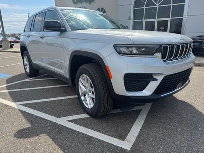 New 2026 Jeep Grand Cherokee Laredo