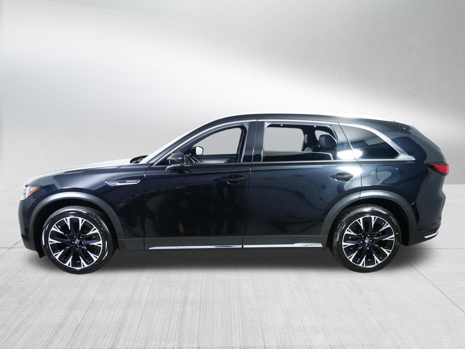 Used 2024 MAZDA CX-90 Plug-In Hybrid w/ Premium Plus AWD/4WD image 4