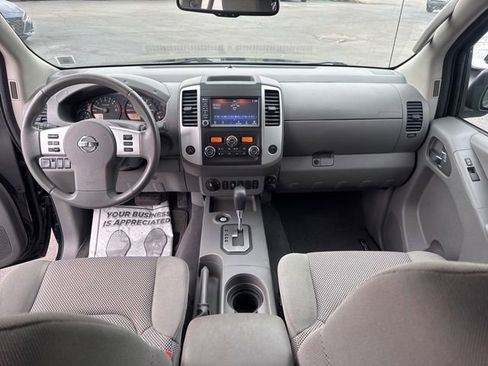 Used 2021 Nissan Frontier SV AWD/4WD image 23