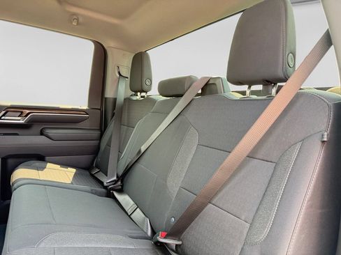 Used 2025 Chevrolet Silverado 2500 LT w/ Convenience Package AWD/4WD image 38