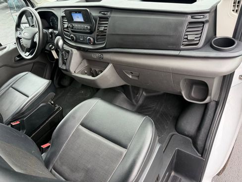 Used 2022 Ford Transit 250 Medium Roof image 13