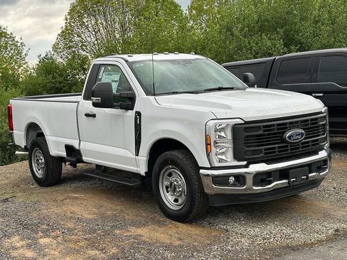New 2026 Ford F350 XL w/ XL Chrome Package RWD image 25