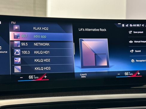 Certified 2023 BMW 330i 330i w/ Premium Package image 22