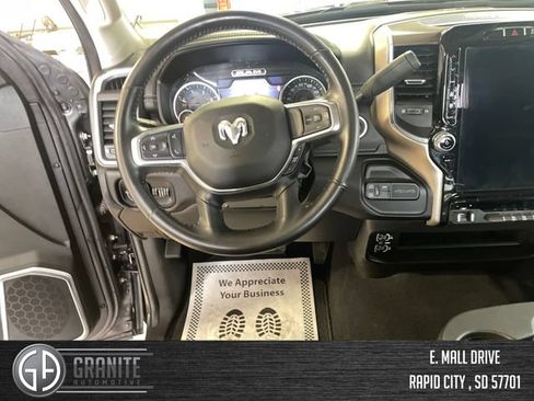 Used 2024 RAM 2500 Laramie AWD/4WD image 24