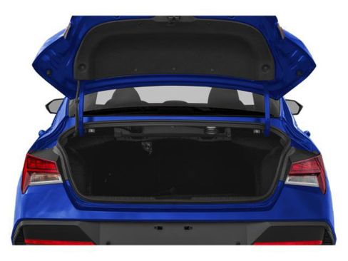 Used 2024 Hyundai Elantra Limited FWD image 14
