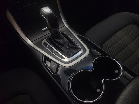 Used 2017 Ford Edge SEL FWD image 26