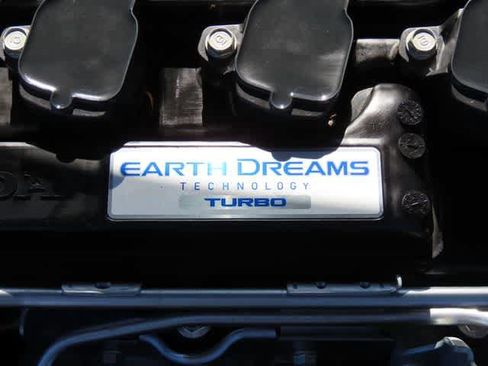 Used 2018 Honda Civic EX-L image 10