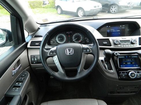 Used 2016 Honda Odyssey EX-L image 17
