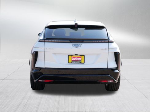 Used 2024 Cadillac Lyriq Sport RWD image 6