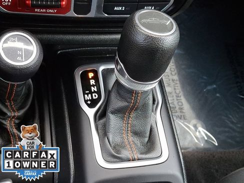 Used 2021 Jeep Gladiator Mojave AWD/4WD image 13