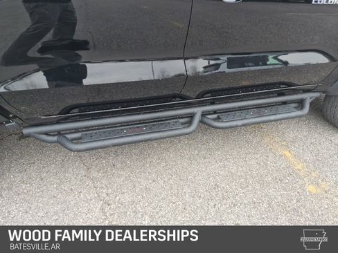 Used 2023 Chevrolet Colorado Trail Boss w/ Advanced Trailering Package image 27