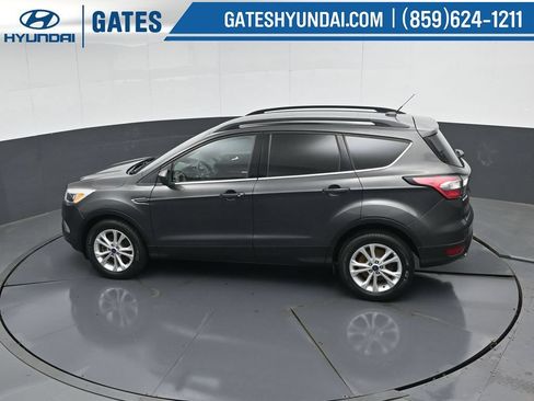 Used 2018 Ford Escape SE AWD/4WD image 49