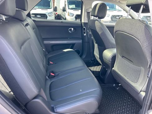 Used 2022 Hyundai Ioniq 5 Limited image 22