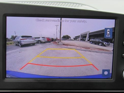 Used 2022 Hyundai Elantra SEL image 14