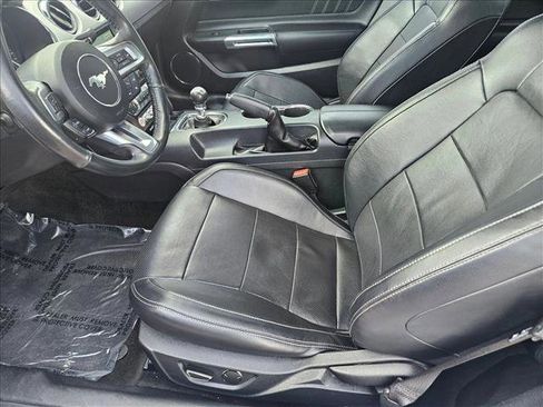 Used 2016 Ford Mustang GT Premium image 14