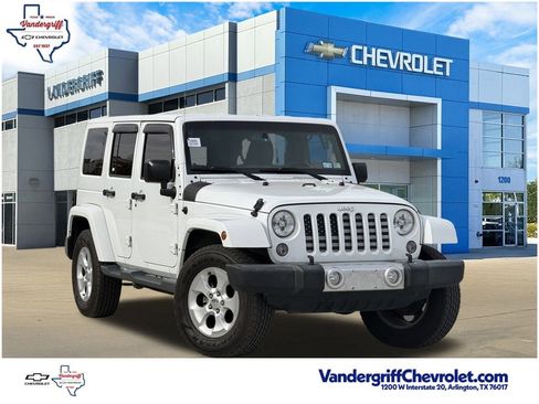 Used 2015 Jeep Wrangler Unlimited Sahara w/ Connectivity Group image 1