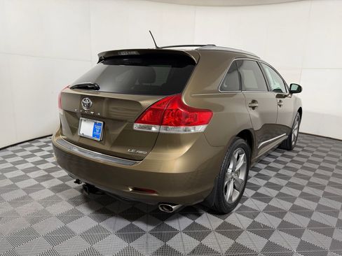 Used 2012 Toyota Venza LE w/ LE Convenience Pkg AWD/4WD image 19
