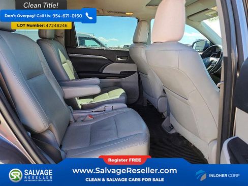 Used 2017 Toyota Highlander Limited image 15