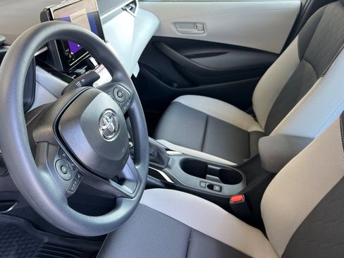 New 2025 Toyota Corolla LE image 9