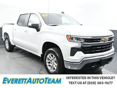 Used 2025 Chevrolet Silverado 1500 LT w/ Leather Package