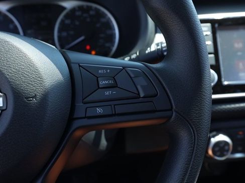 New 2025 Nissan Kicks Play S image 27