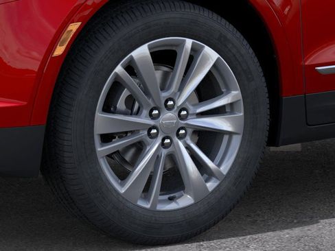 New 2025 Cadillac XT5 Premium Luxury w/ LPO, Floor Liner Package image 9