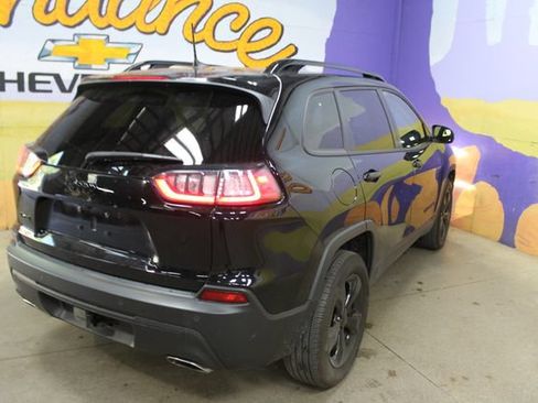 Used 2021 Jeep Cherokee Latitude Lux w/ Sun & Sound Group AWD/4WD image 8
