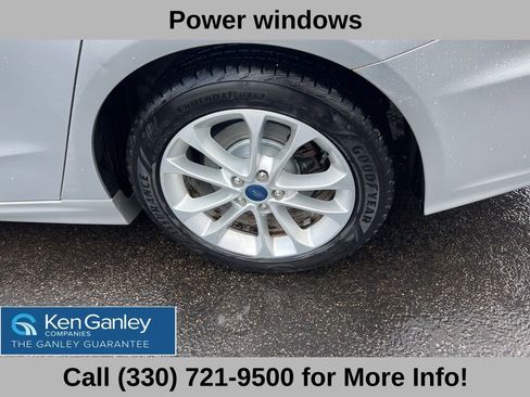 Used 2019 Ford Fusion SE image 23