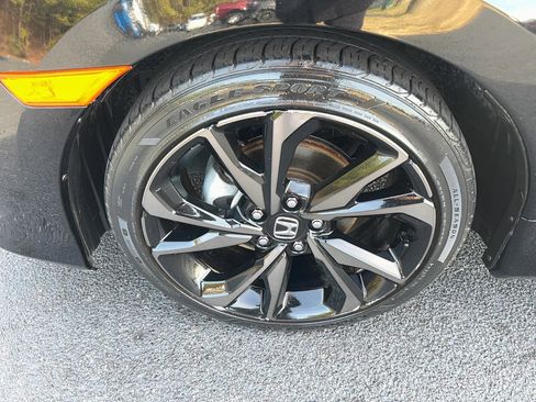 Used 2019 Honda Civic Sport image 11