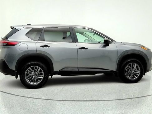 Used 2023 Nissan Rogue S AWD/4WD image 4