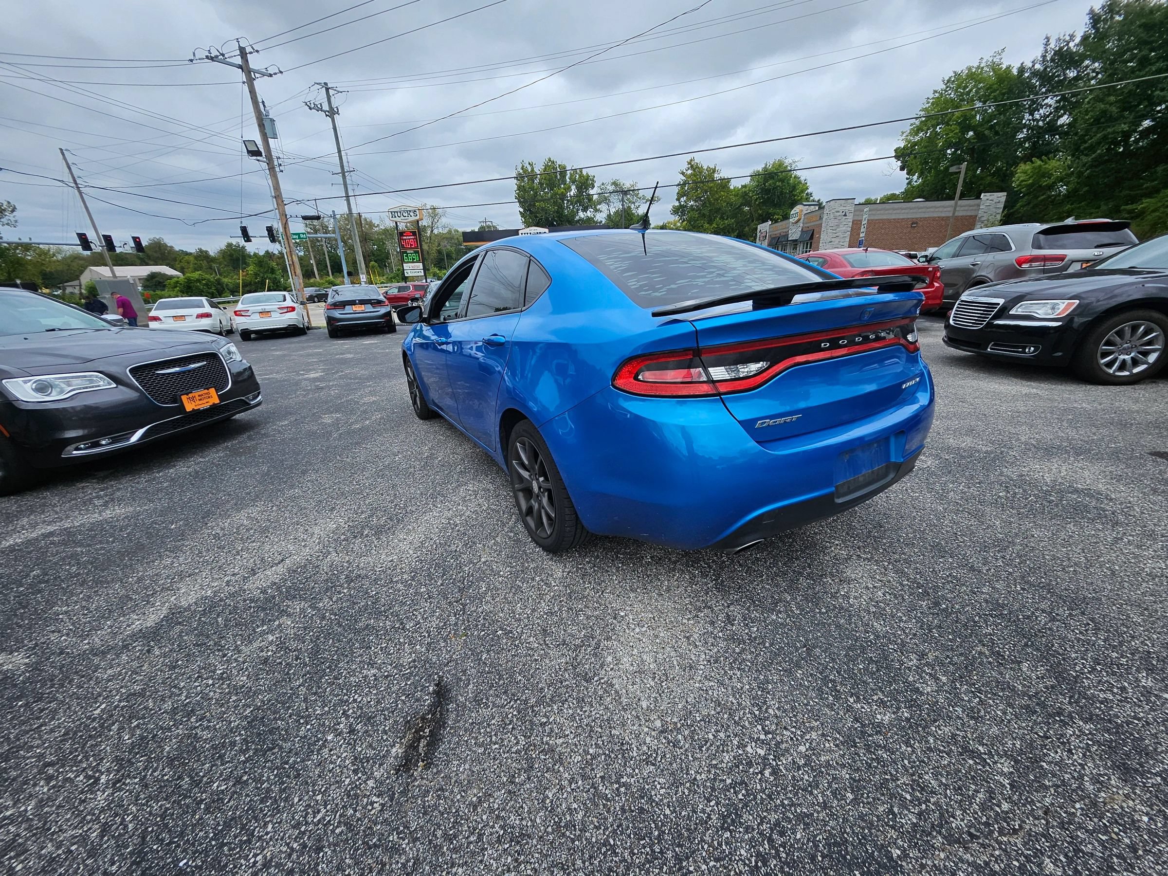 Used 2016 Dodge Dart SXT w/ Sun/Sound Group FWD image 3