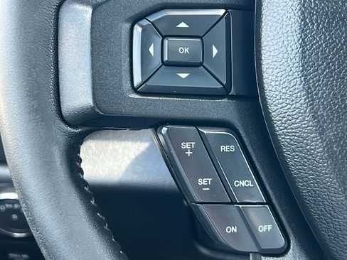 Used 2018 Ford F150 XLT w/ Equipment Group 302A Luxury AWD/4WD image 37