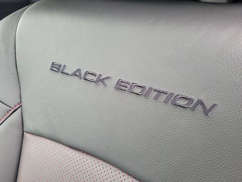 New 2026 Honda Ridgeline Black Edition image 9