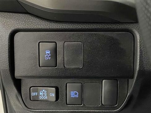 Used 2022 Toyota Tacoma SR5 image 15