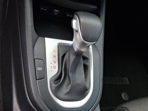 Used 2023 Kia Forte LXS w/ LXS Technology Package image 27