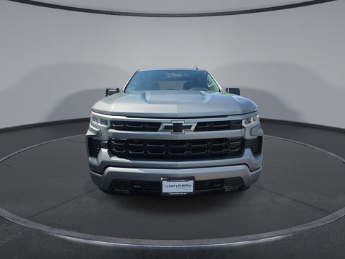 Used 2023 Chevrolet Silverado 1500 RST w/ Z71 Off-Road Package AWD/4WD image 16