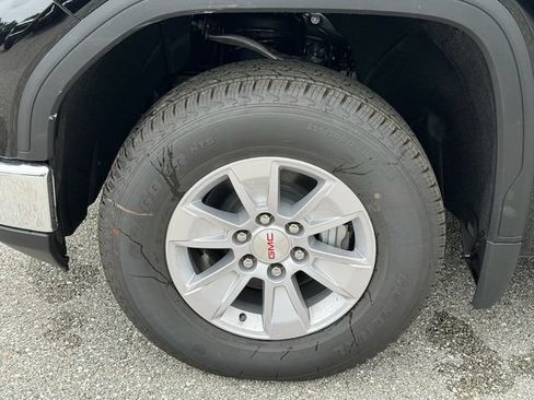 New 2026 GMC Sierra 1500 SLE w/ Preferred Package AWD/4WD image 11