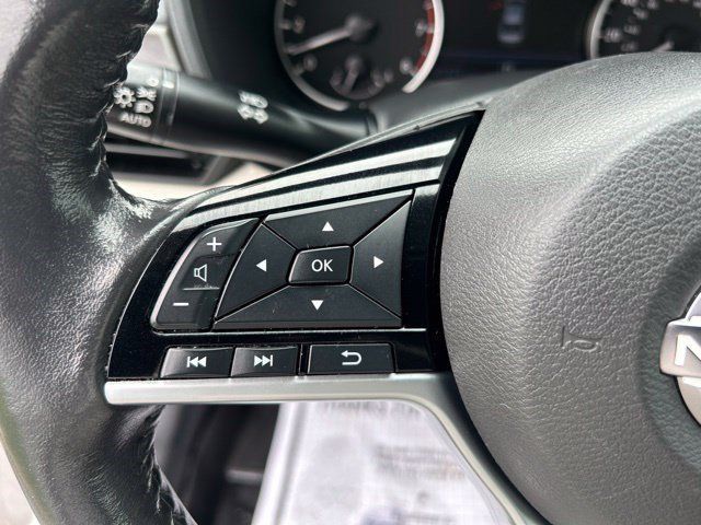 Used 2023 Nissan Altima 2.5 SV w/ SV Premium Package FWD image 17