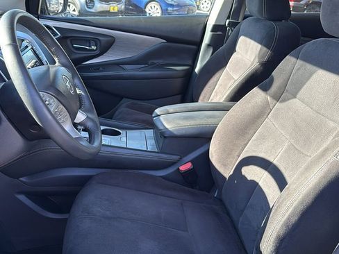 Used 2017 Nissan Murano SV image 11