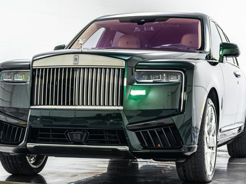 Used 2025 Rolls-Royce Cullinan -Series 2, Bespoke Audio, Star image 5