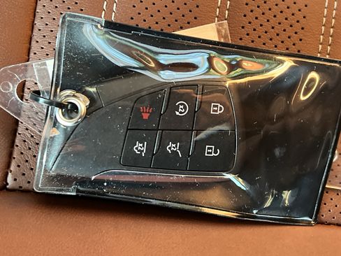 Certified 2023 GMC Yukon Denali Ultimate image 38